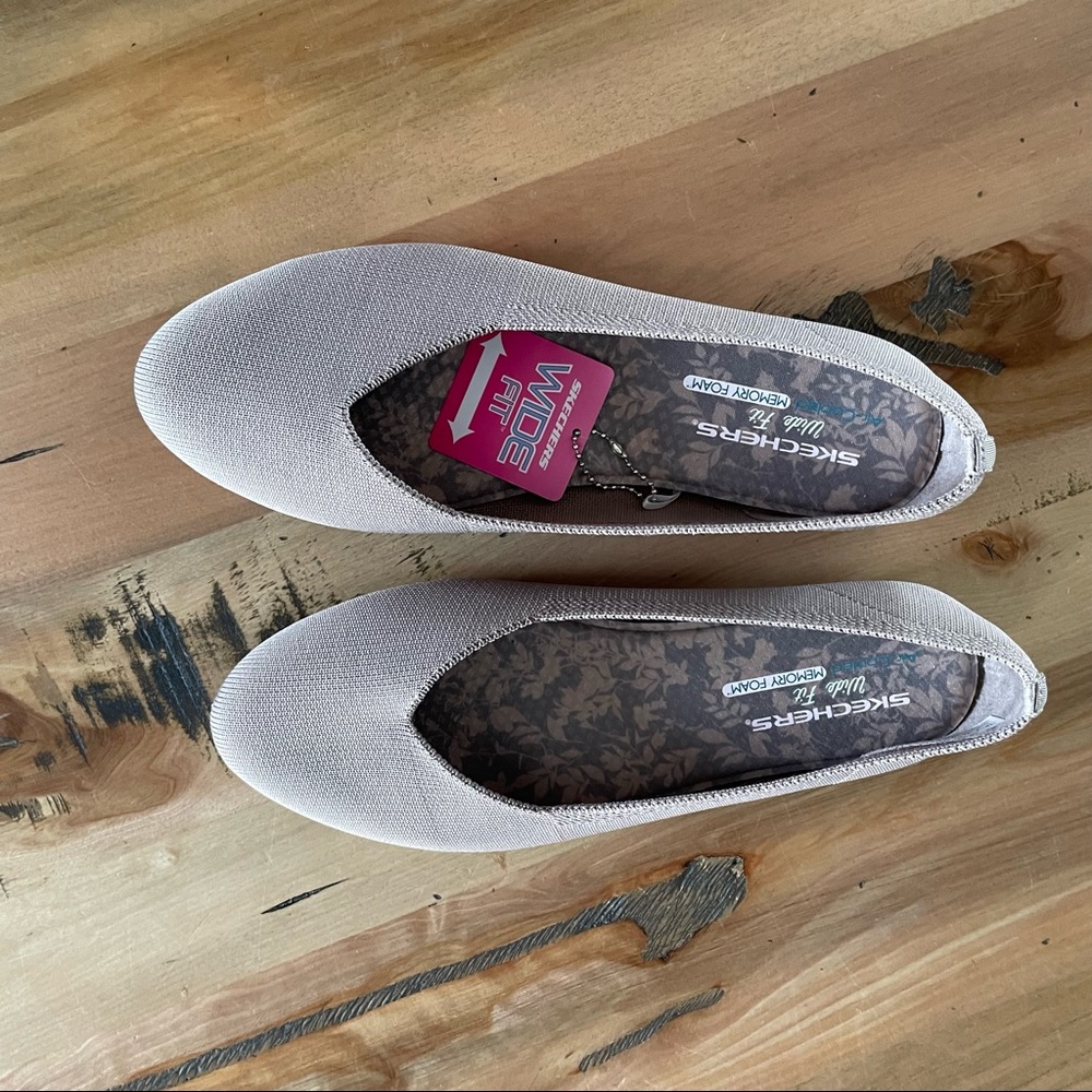 Sketcher’s Cleo-Clawsome Awesome NWT Flats - Picture 2 of 3